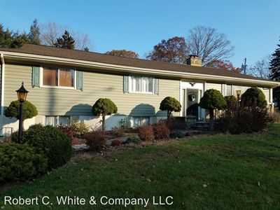 280 Oak Ridge Rd, Stratford, CT, 06614