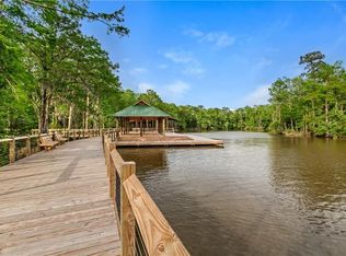 1656 Ox Bow Ln, Covington, LA 70433