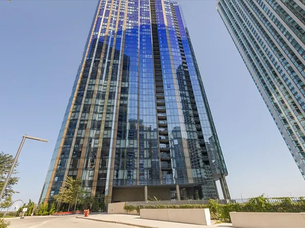 211 N Harbor Dr #409, Chicago, IL 60601