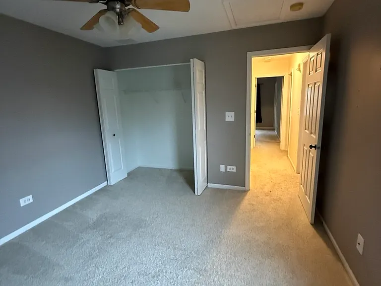 2950 Rutland Cir #O — Photo 12