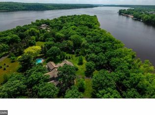 6 Point Rd, Bayport, MN 55003