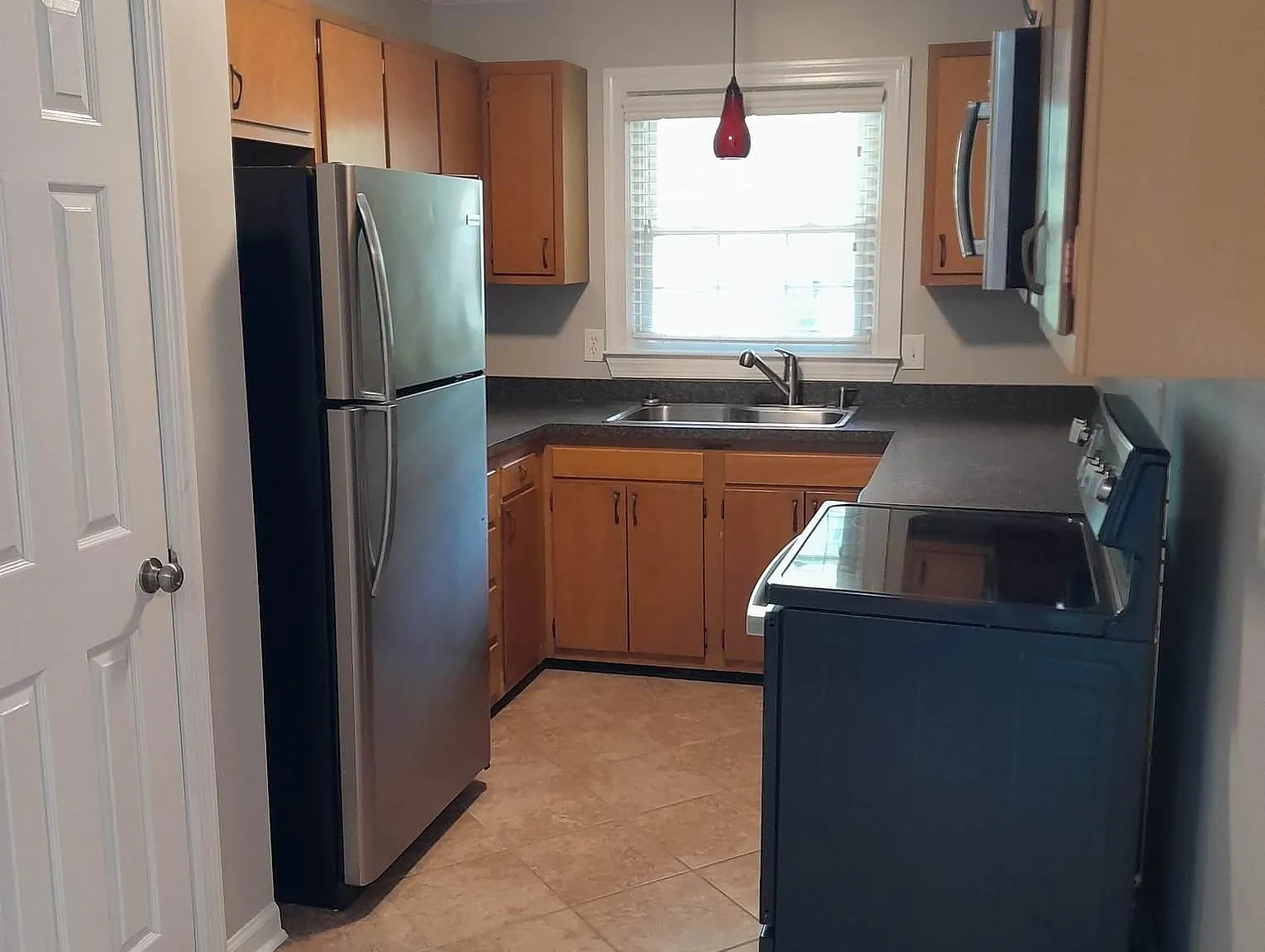 2807 Trentwood Ct — Photo 4
