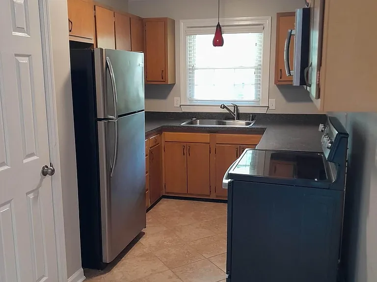 2807 Trentwood Ct — Photo 4