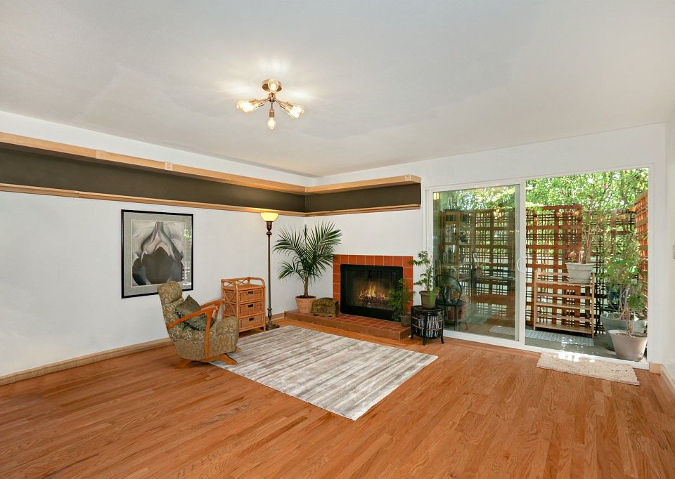 1st image of 8812 20th Ave NE APT A106