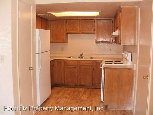 3rd image of 4156 E Mission Ln #14