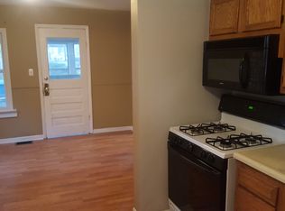 731 Charles St, Aurora, IL 60506