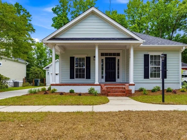 216 Greenwich Dr, Conway, SC 29526