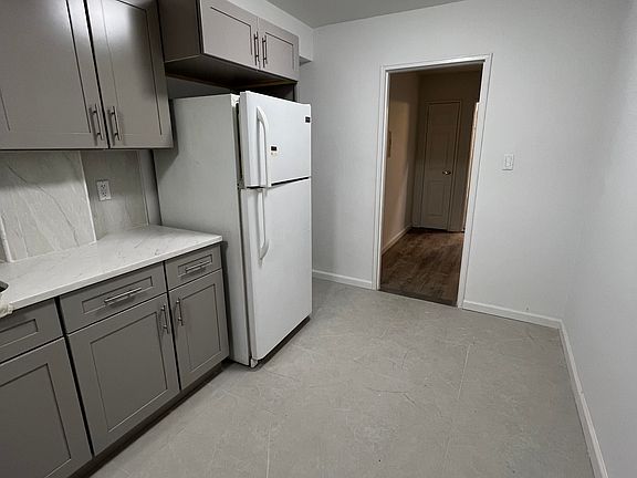 4th image of 137-10 Franklin Ave #309
