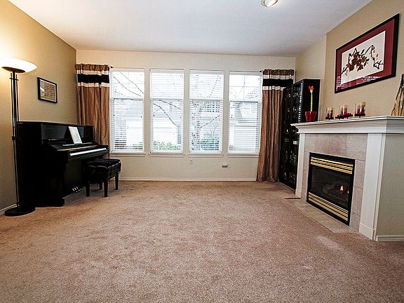 2nd image of 506 226th Ln NE