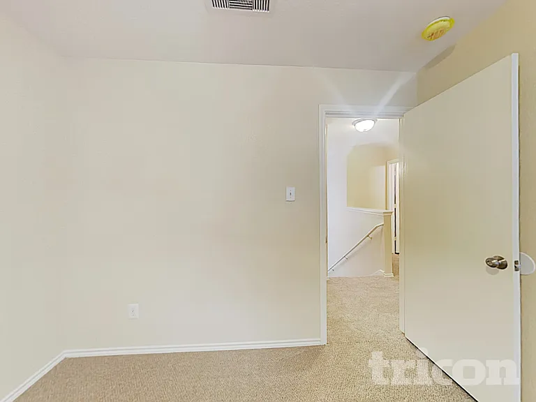 635 Cherokee Blvd — Photo 13