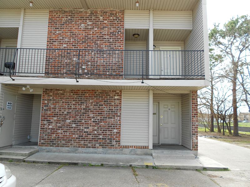 1st image of 4117 Trenton St APT B