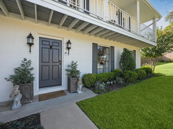 1802 Hickory Ln, Brenham, TX 77833