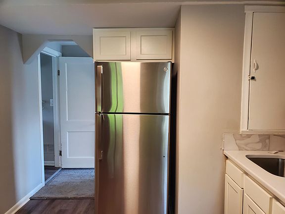 5th image of 1846 Lindbergh St #2