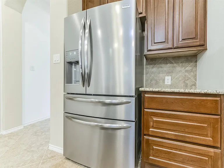 248 Clementine Ct — Photo 13
