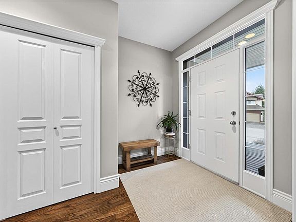 4th image of 24033 106th Ave