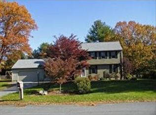 15 Pinewood Rd, Chelmsford, MA 01824