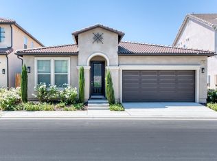 1347 E Via Azzurra Way, Fresno, CA