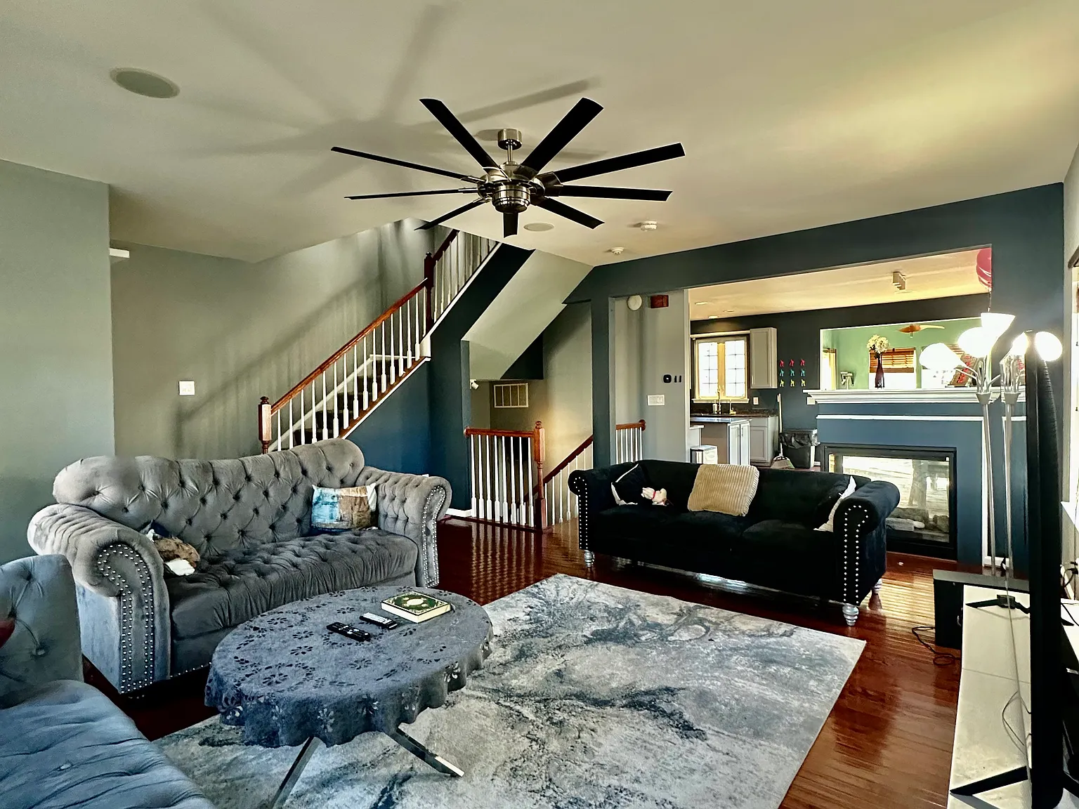 3 bed, 2426 sqft, $4,000 — Photo 4