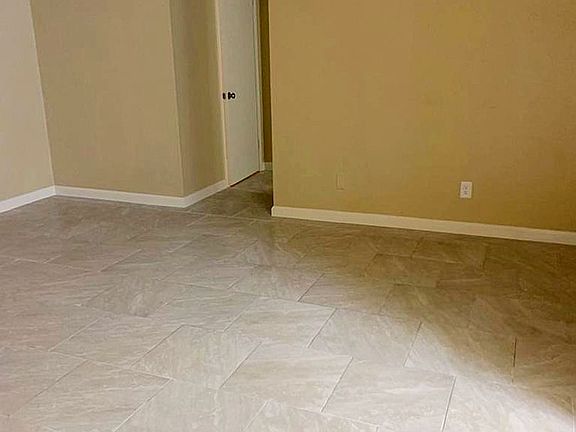 2nd image of 400 Lazy Ln #S38
