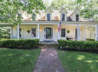 19 Village Ln, Haverhill, MA 01832