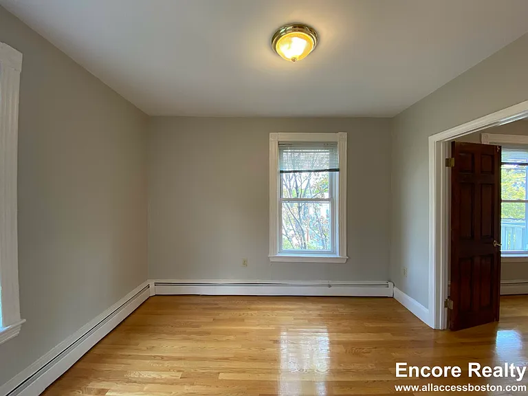 352 Allston St #3 — Photo 7