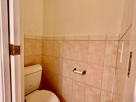 3rd image of 832 Santiago St #A