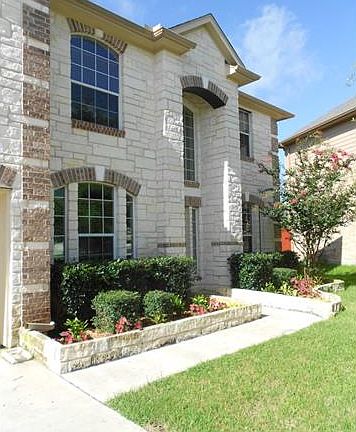 2nd image of 4427 Angelico Ln