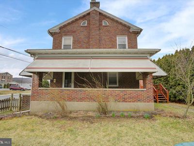 16 S Richmond St, Fleetwood, PA, 19522