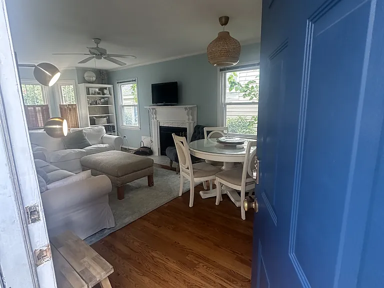 1719 Wheat St — Photo 10