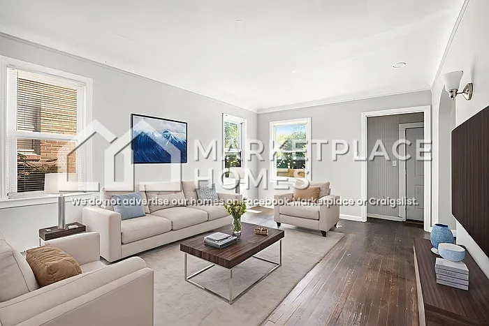 3 bed, 1.0 bath, 1100 sqft, $1,100 — Photo 2