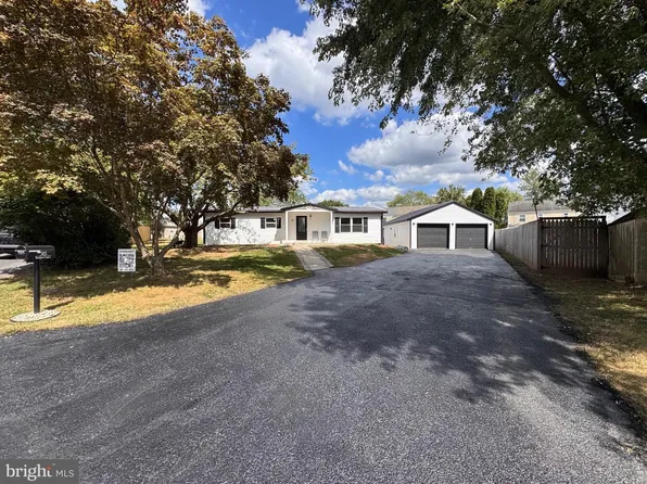515 Buddies Ct, Birdsboro, PA 19508