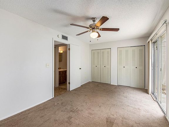 4th image of 11923 Dietz Dr #8