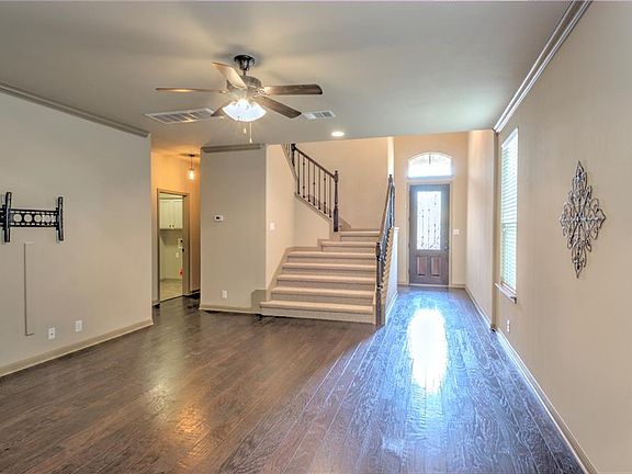 5th image of 9409 Solana Vista Loop #A