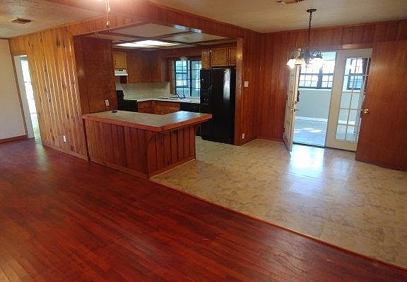 3rd image of 195 Richter Ln