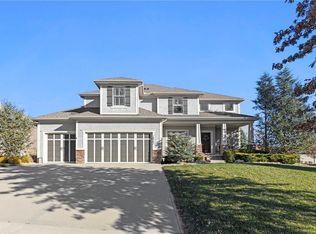 18902 W 100th St, Lenexa, KS 66220
