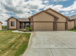 3724 N High Point St, Wichita, KS 67205