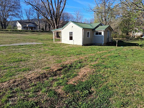 2nd image of 1370 Old Graysville Rd