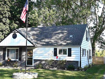 10135 Donald Ave, Leo, IN, 46765