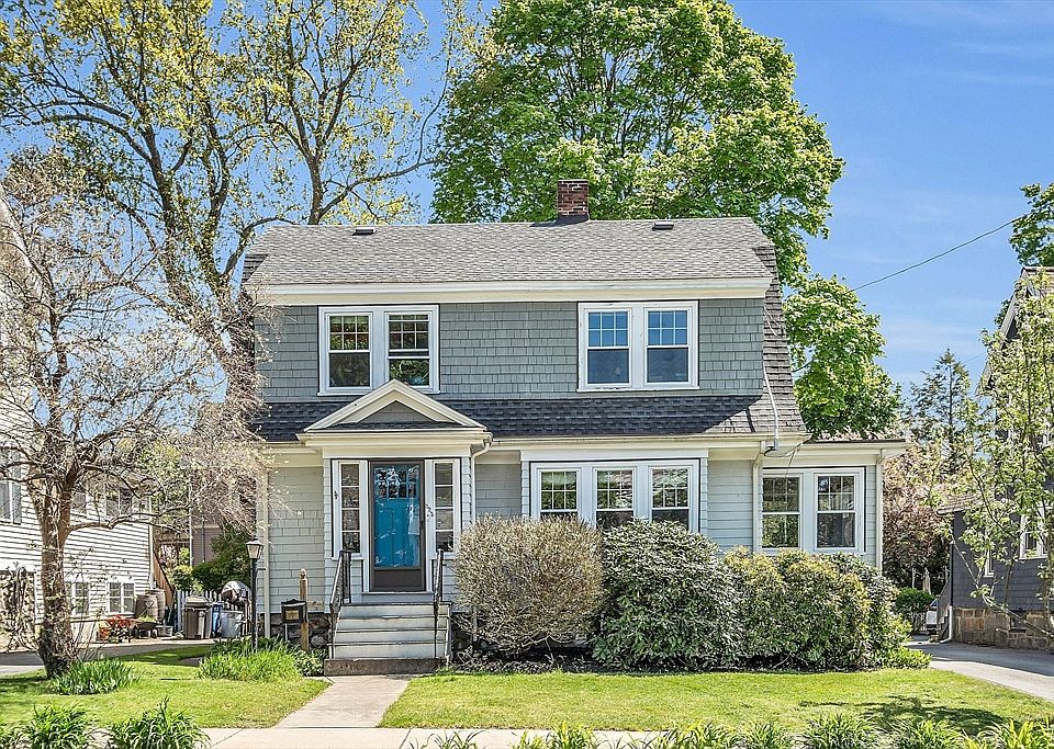 323 Grove St, Melrose, MA 02176 Zillow