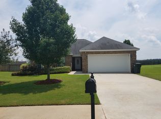 142 Amber Dr, Byron, GA 31008