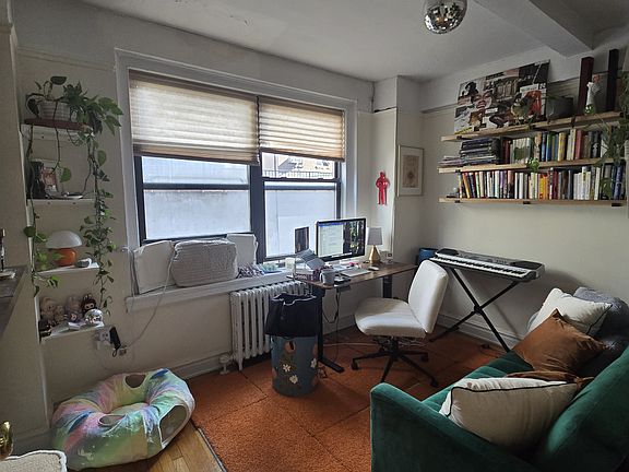 3rd image of 455 W 34th St #4GH