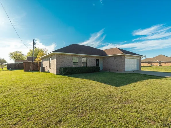 110 Springfield Dr, Cooper, TX 75432