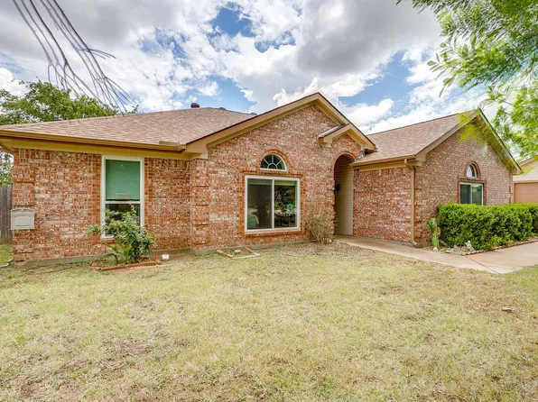 9425 Carson Ranch Rd, Crowley, TX 76036