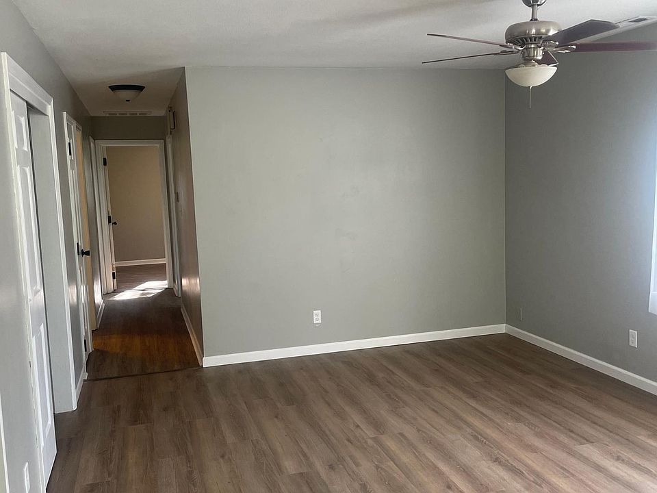 1st image of 7718 Southfield Dr #7718