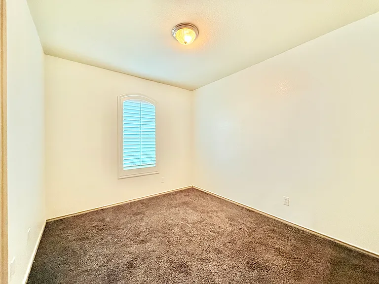 1909 Jacona Trl — Photo 13