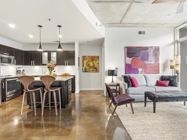 600 12th Ave S APT 815, Nashville, TN 37203