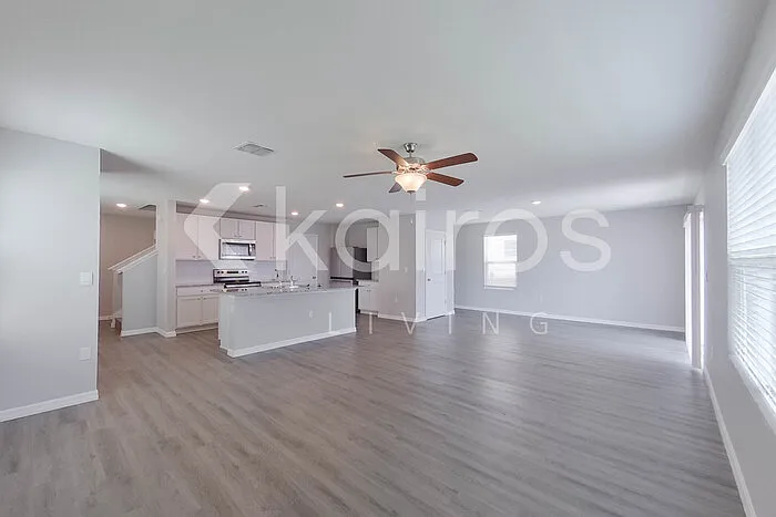 8675 SW 43rd Ter — Photo 6