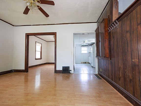 5th image of 236 S Greenwood Ave