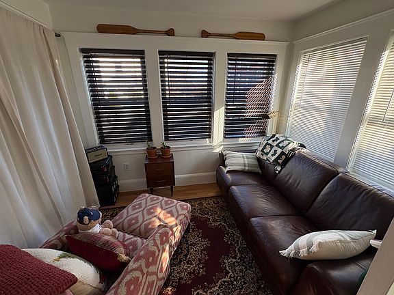 5th image of 10 Gilmore St #1