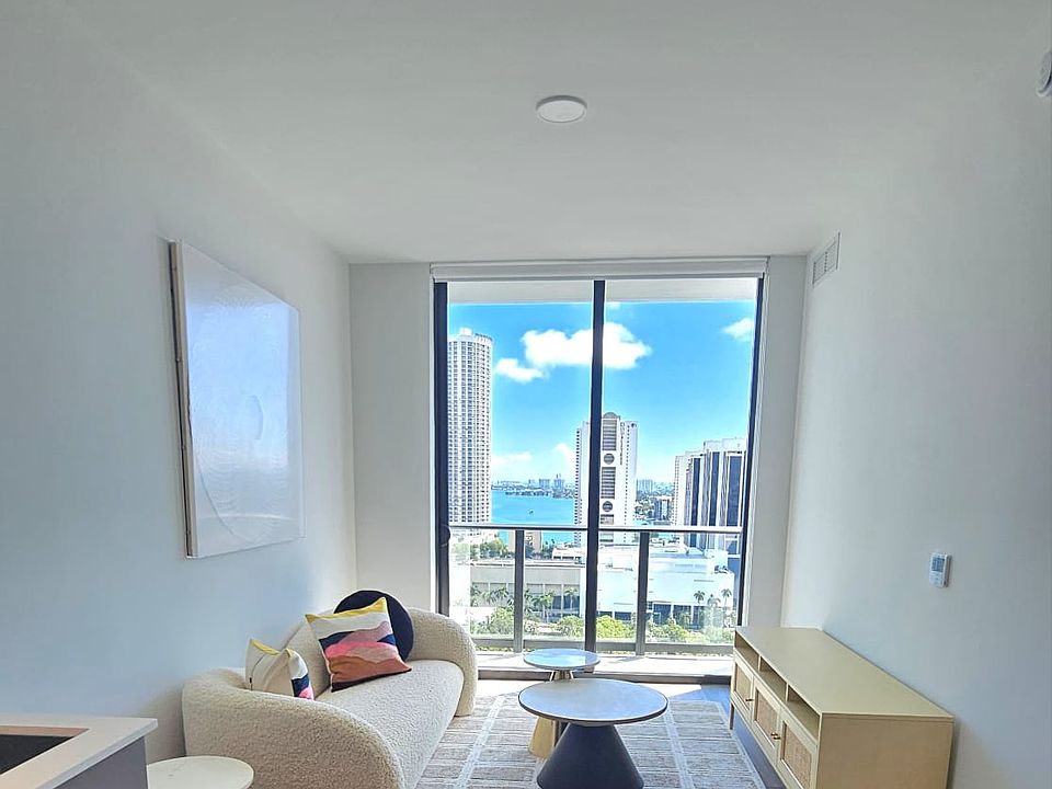 1st image of 1642 NE 1st Ave #1314